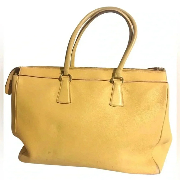 Salvatore Ferragamo yellow/ beige leather satchel handbag - Picture 1 of 11